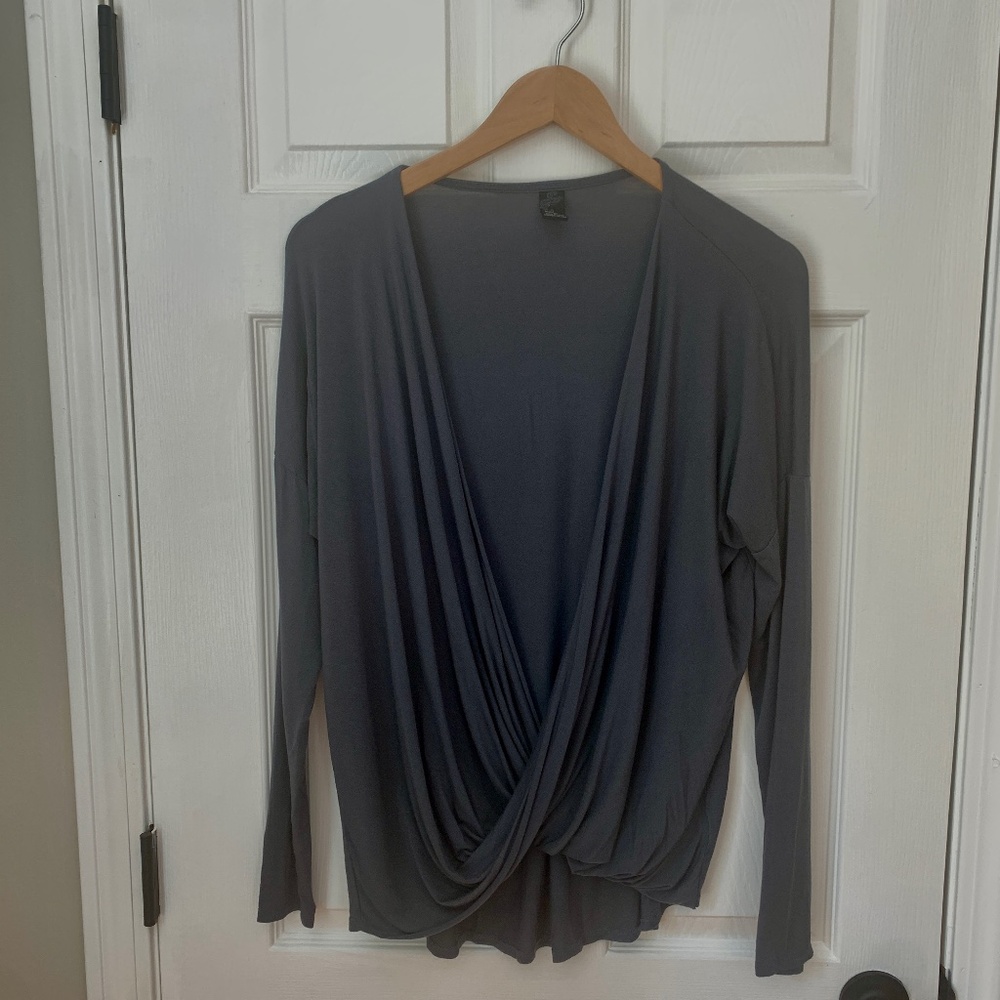 ⭐️LAST CHANCE⭐️ Prana Faux Wrap Top